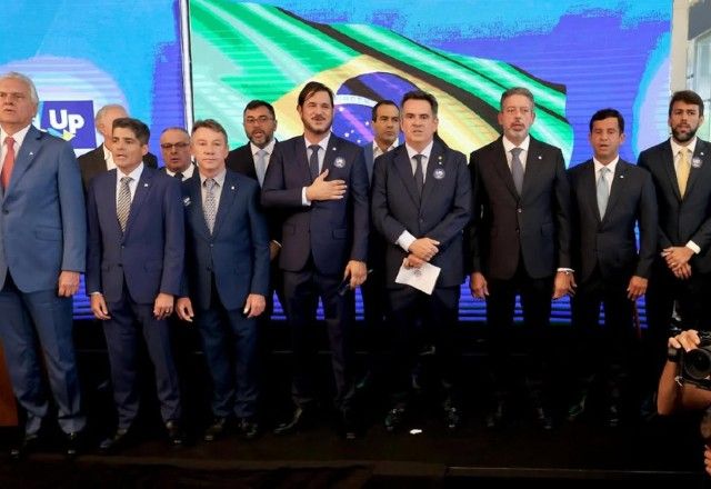União Brasil, que apoiou Flávio, parabeniza Lula por vitória