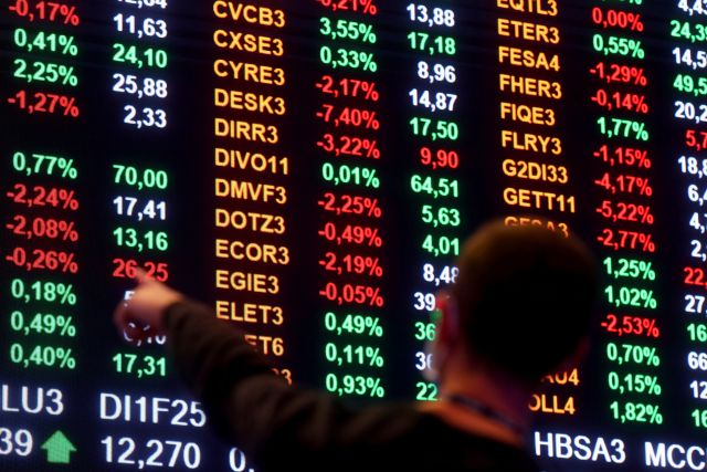 Ibovespa fecha em alta de 1,2%, próximo dos 180 mil pontos; dólar cai para R$ 5,23 | REUTERS/Amanda Perobelli