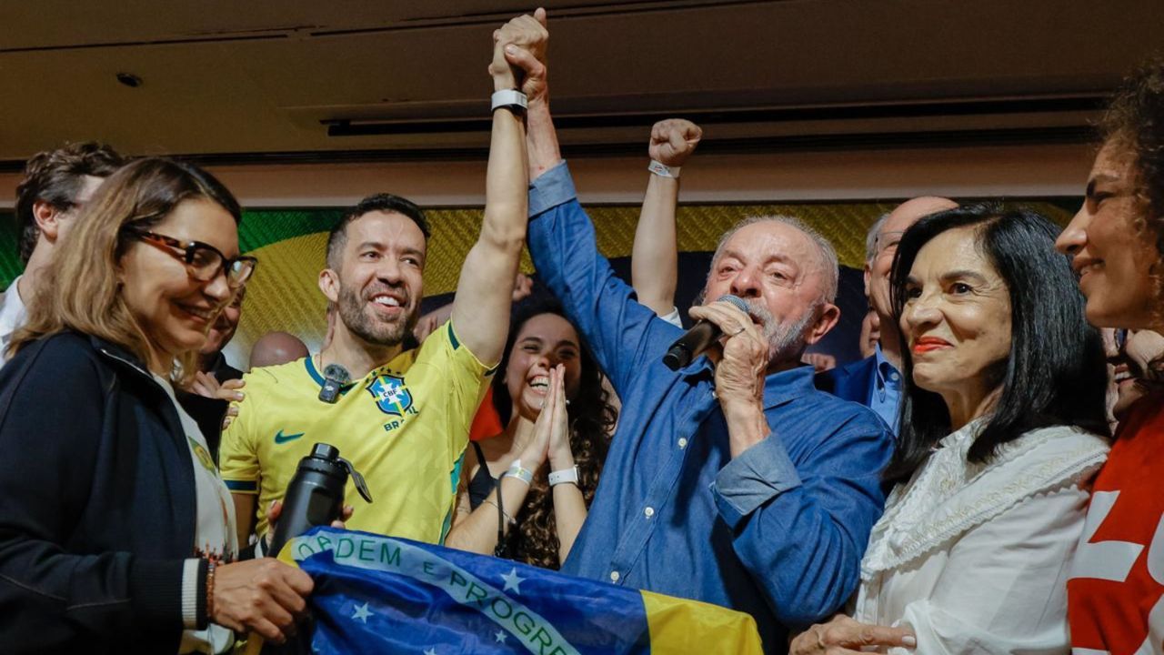 Lula agradece Janones e o chama de “nosso general”