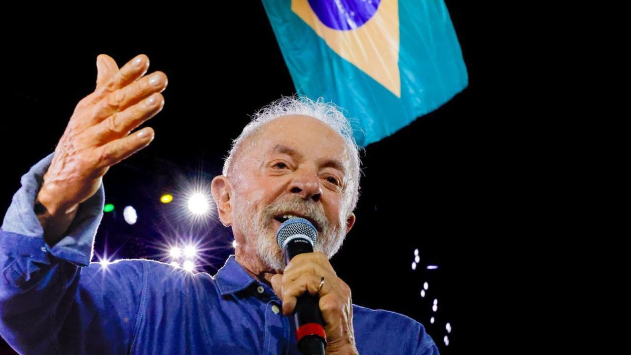 Oposição aciona PGR por fala de Lula sobre toque em mulheres
