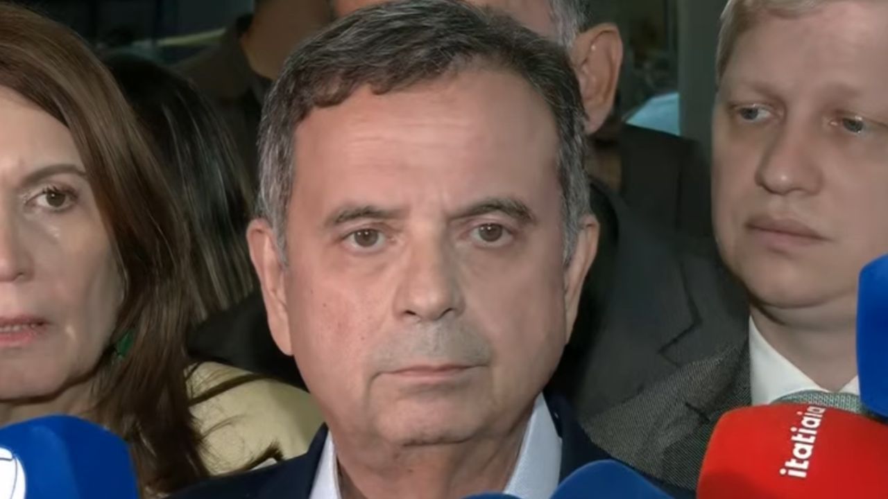 Rogério Marinho diz "compreender" fuga de Flávio do Brasil Rogério Marinho diz "compreender" fuga de Flávio do Brasil
