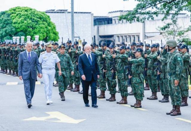 militares