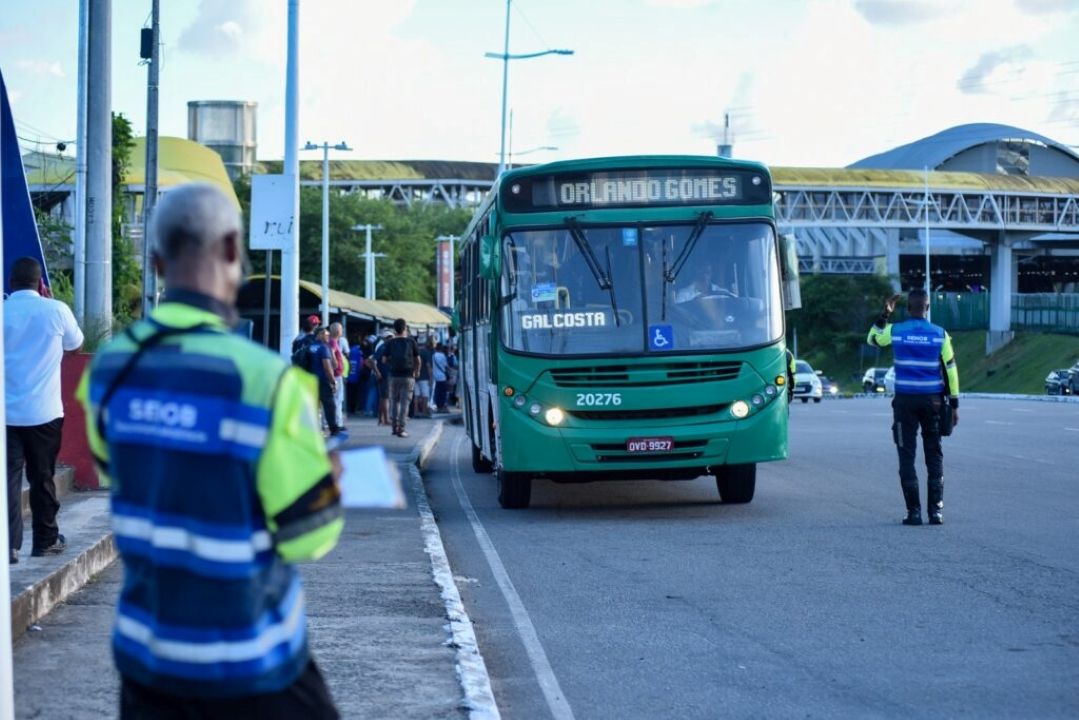 Salvador: TRE manda prender secretário por falta de ônibus