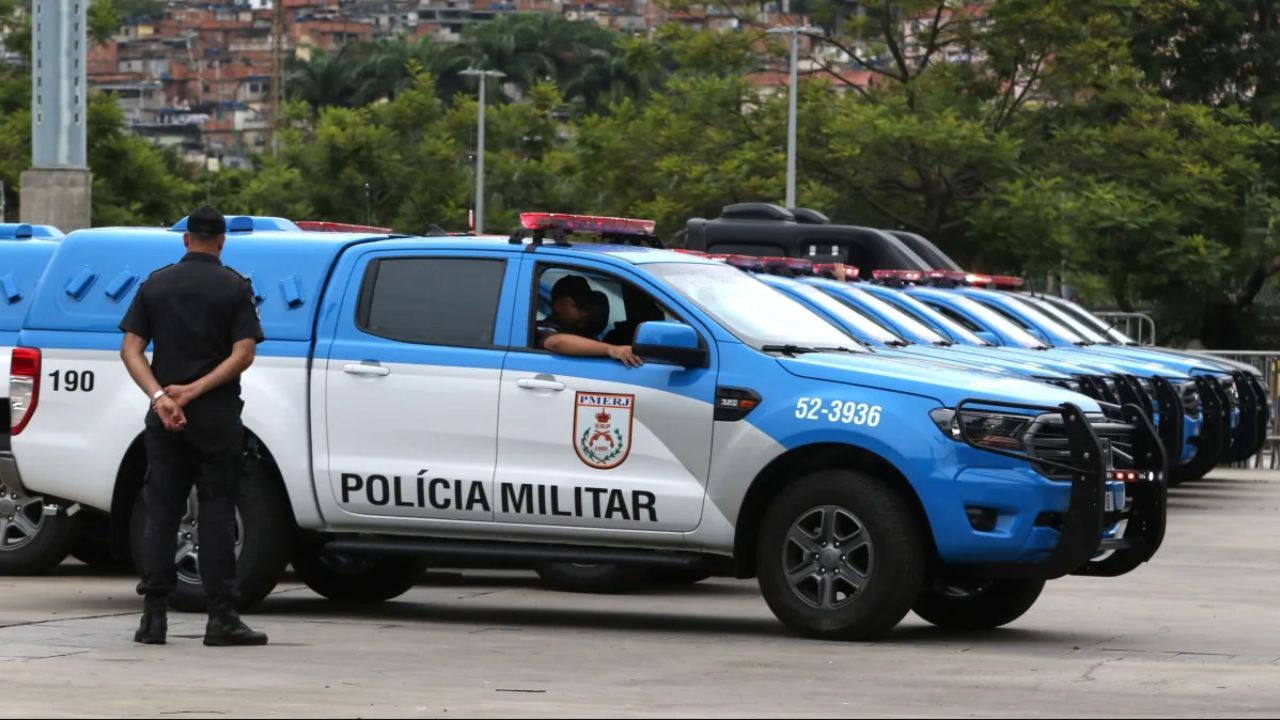 Cinco homens são presos após confronto entre facções — RJ