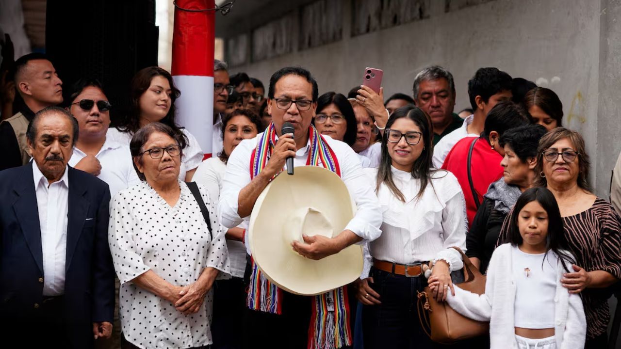 Roberto Sánchez, candidato da esqueda à Presidência do Peru | Reuters