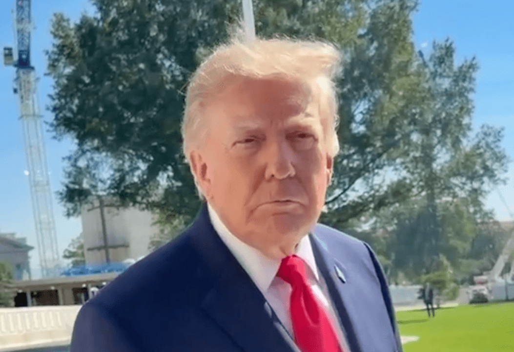 Trump diz que não é hora de aplicar sanções à Rússia